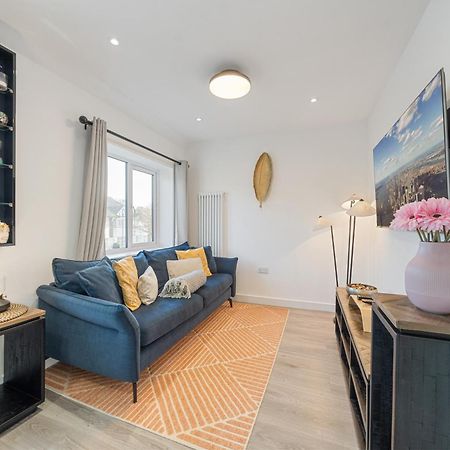 ミル・ヒルNewly Refurbished 2 Bed Flatアパートメント エクステリア 写真
