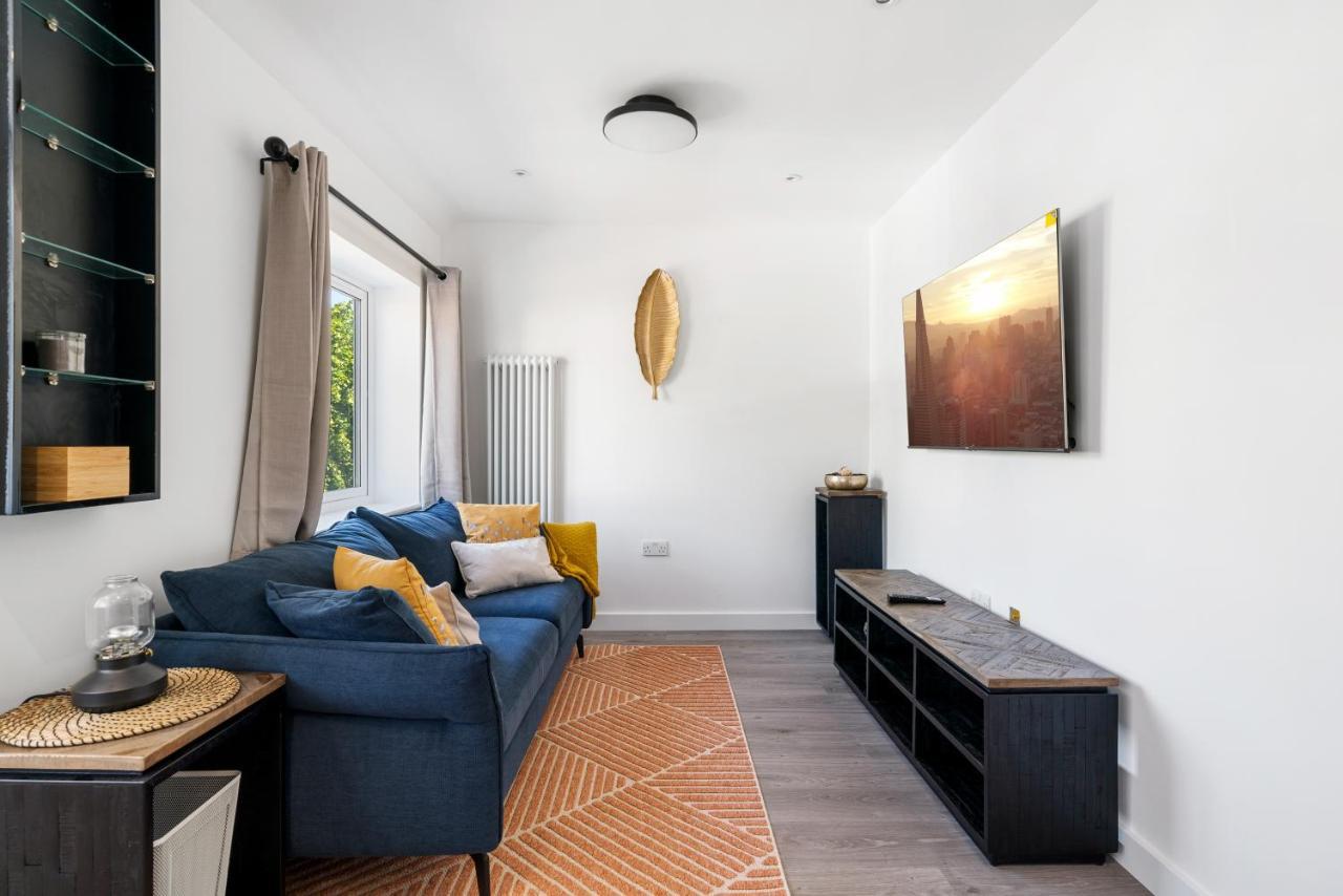 ミル・ヒルNewly Refurbished 2 Bed Flatアパートメント エクステリア 写真