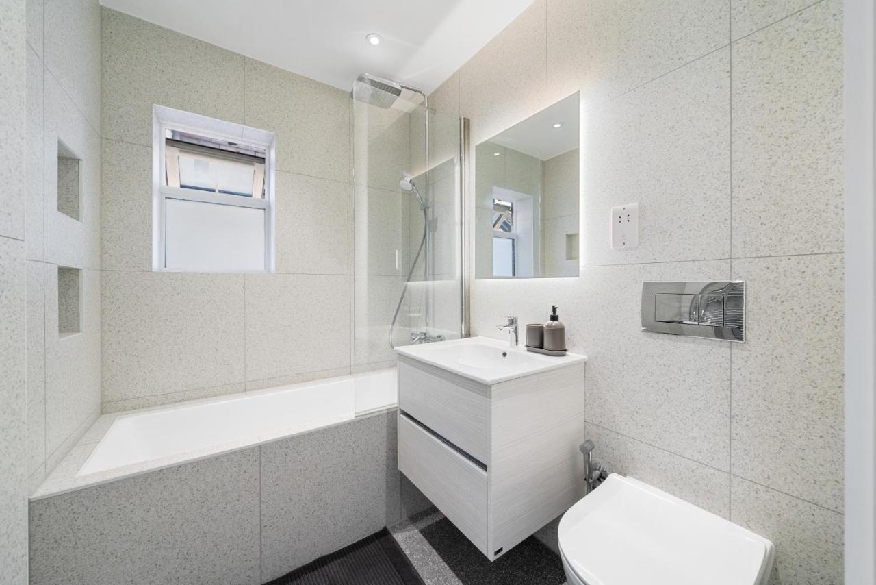 ミル・ヒルNewly Refurbished 2 Bed Flatアパートメント エクステリア 写真
