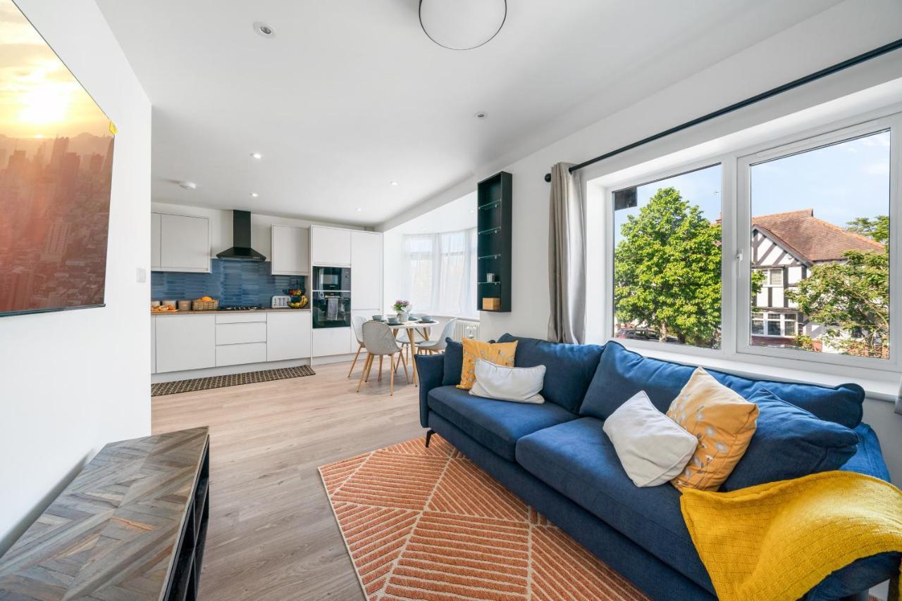 ミル・ヒルNewly Refurbished 2 Bed Flatアパートメント エクステリア 写真