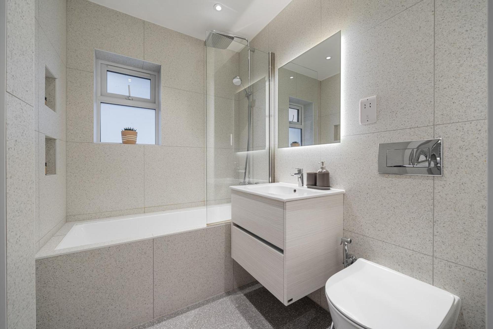 ミル・ヒルNewly Refurbished 2 Bed Flatアパートメント エクステリア 写真